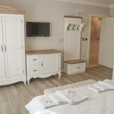 Hotel Bilyana 5*